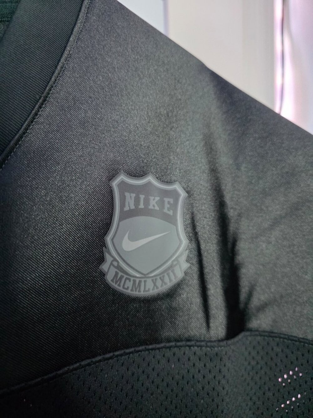 NEW Nike Sportswear Next Up Lifestyle Football Jersey Black Men's XL IH7492-010 - Picture 7 of 12
